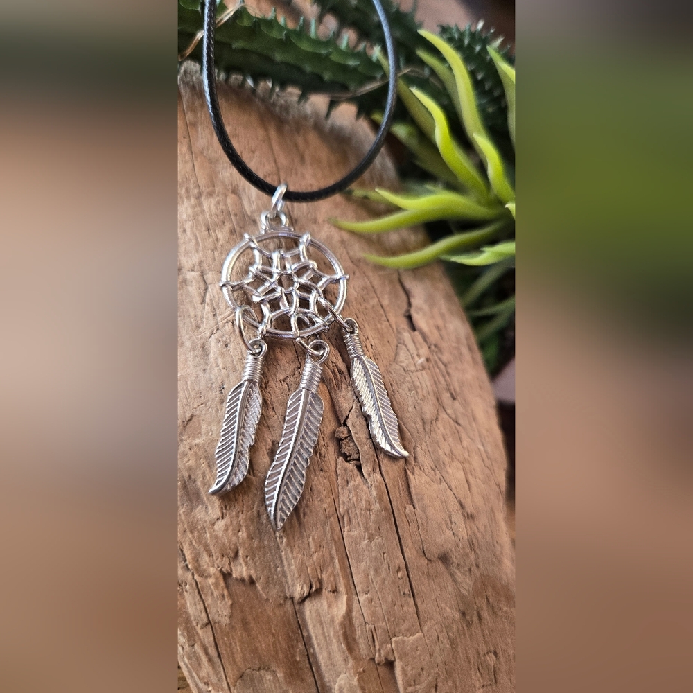 ✨ Silver Moon Dreamcatcher Necklace ✨